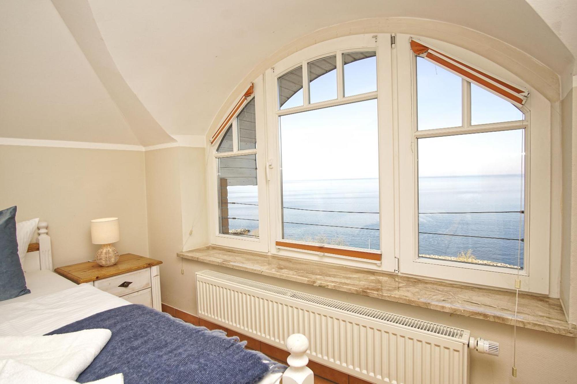 Ferienwohnung Mit Traumhaftem Meerblick - Haus Am Meer Fewo 10 Lohme Exterior foto